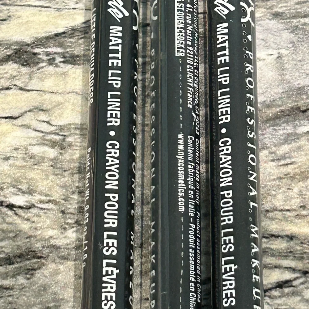 Lot of 3 NYX Professional Matte Lip Liner Little Denim Dress